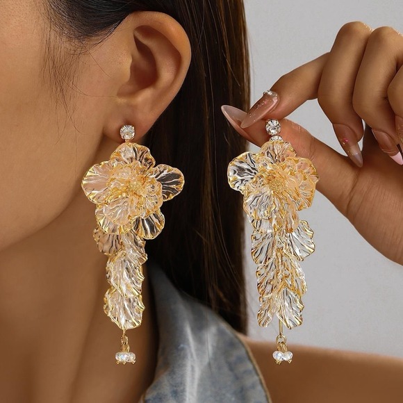 Luxury Clear Resin Floral Tassel Earrings French Romantic Gold Edged Petals new - Picture 2 of 5